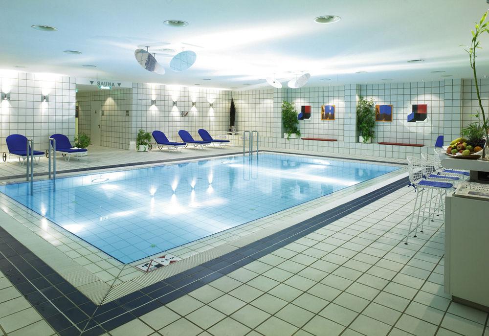 Holiday Inn Berlin City-West By Ihg Exterior foto