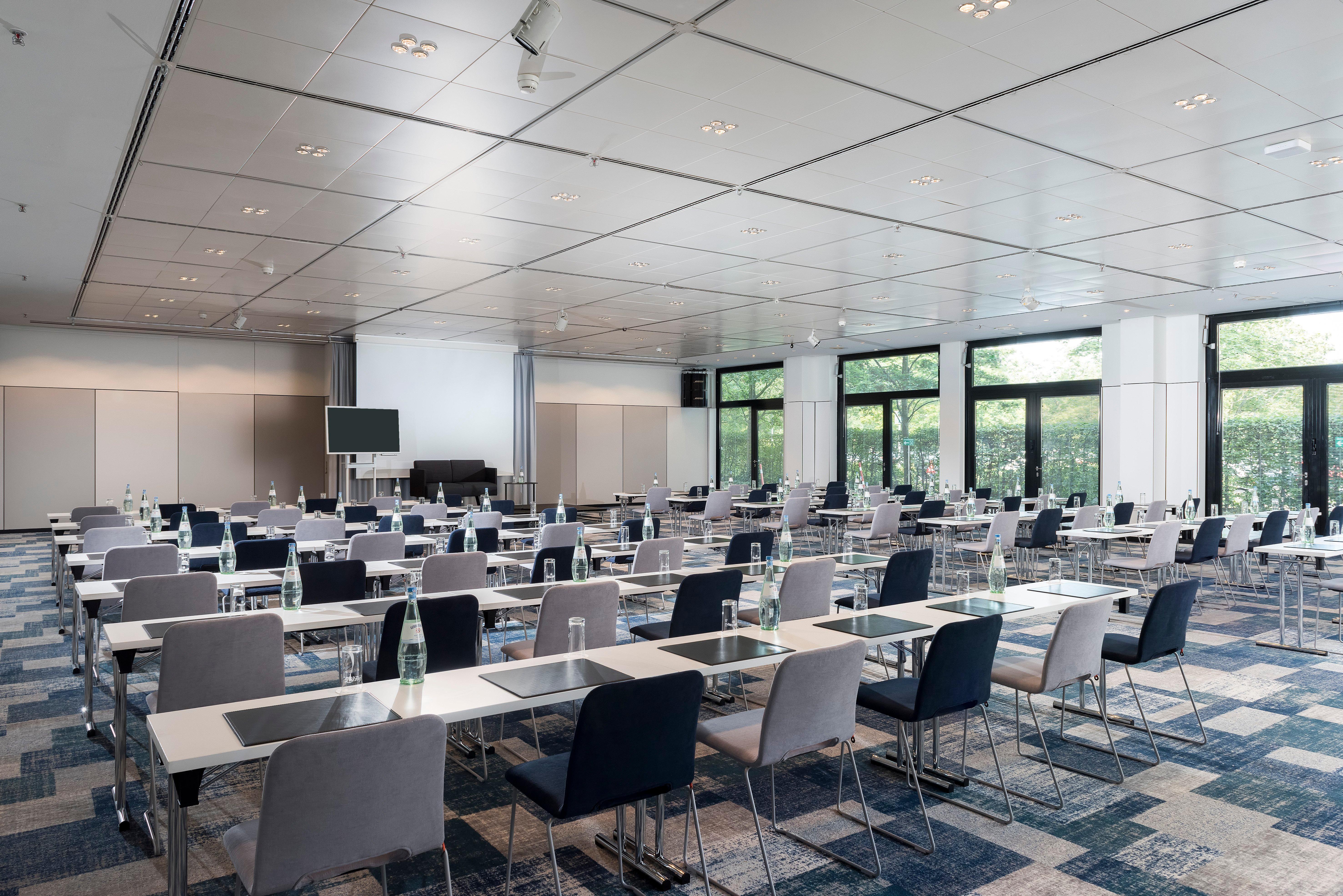Holiday Inn Berlin City-West By Ihg Business foto