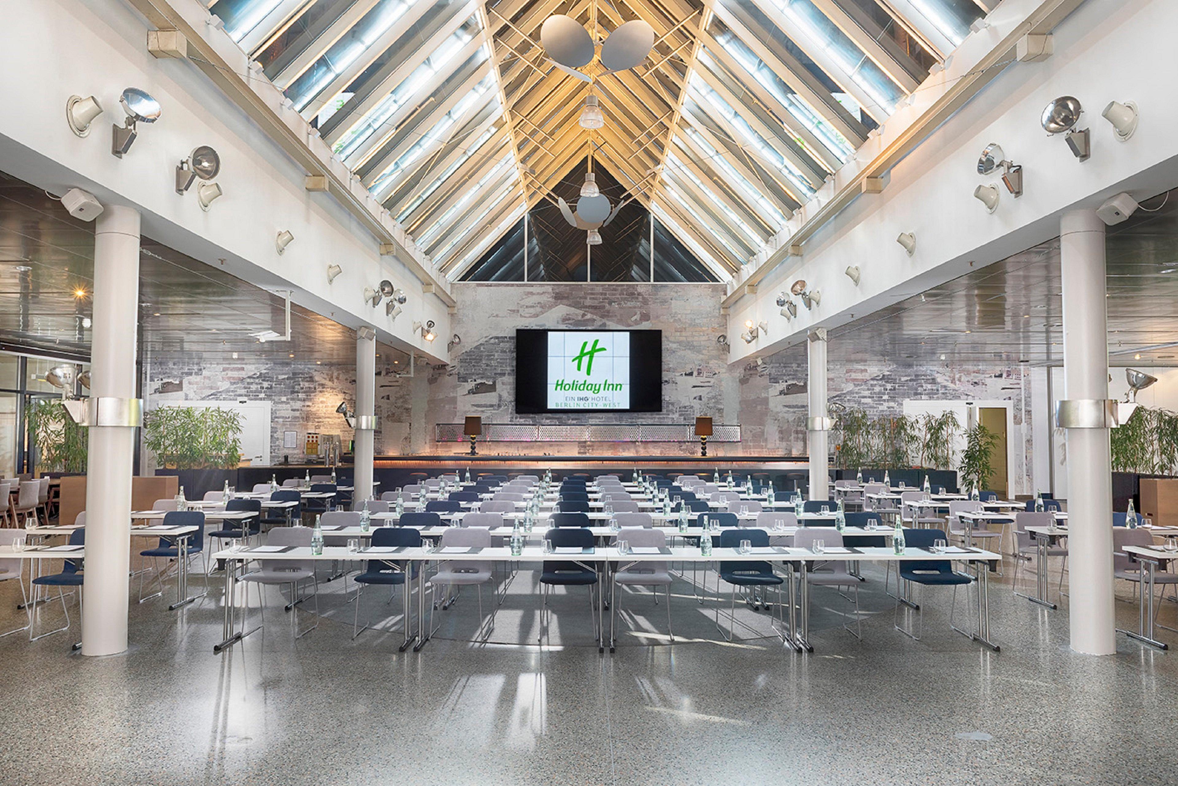 Holiday Inn Berlin City-West By Ihg Exterior foto