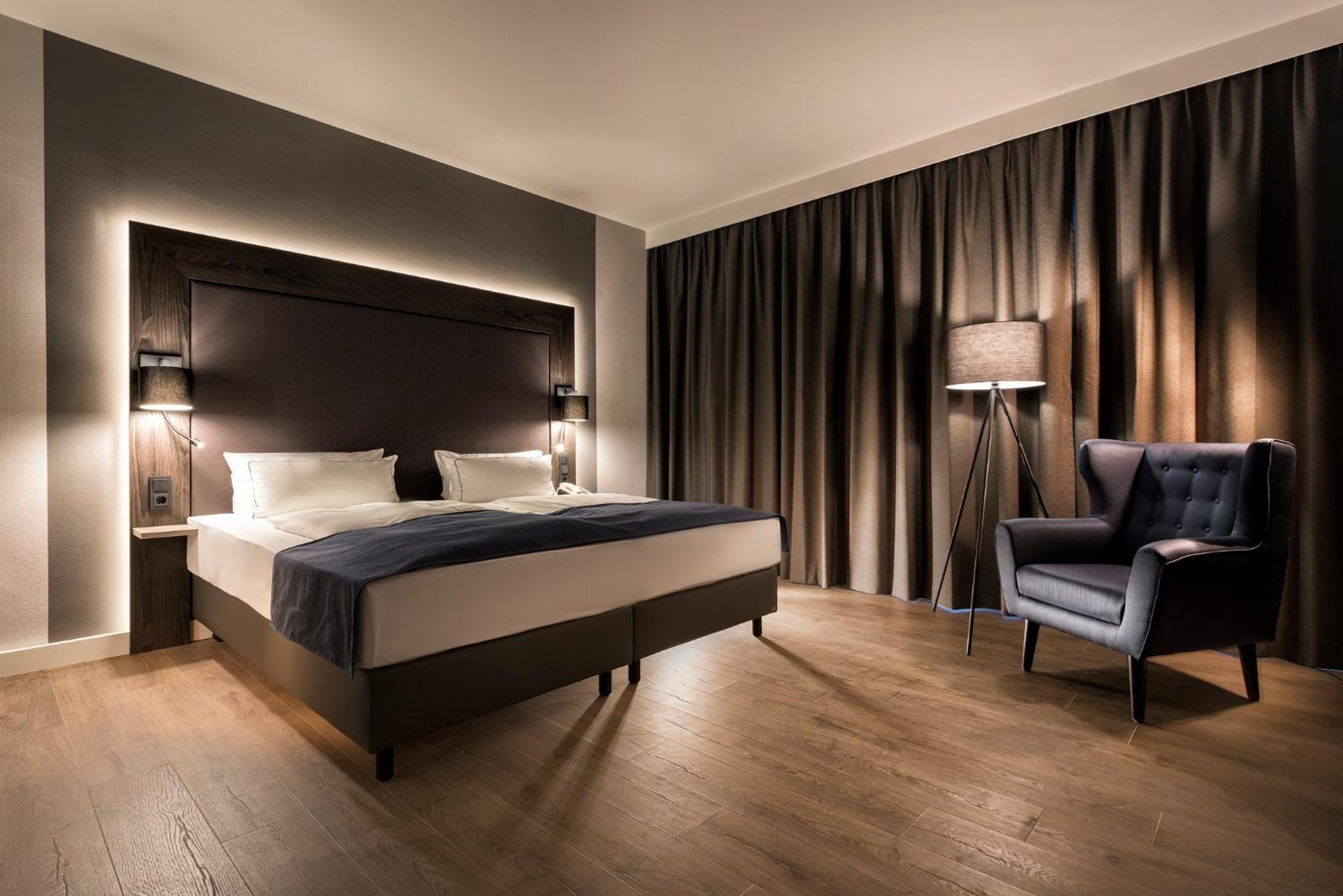 Holiday Inn Berlin City-West By Ihg Exterior foto